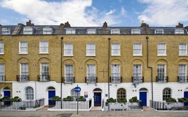 Отель Comfort Inn St Pancras - Kings Cross вид на фасад