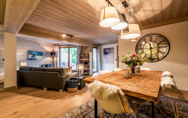 PADOUK - Apartment with hot tub in Courchevel Moriond