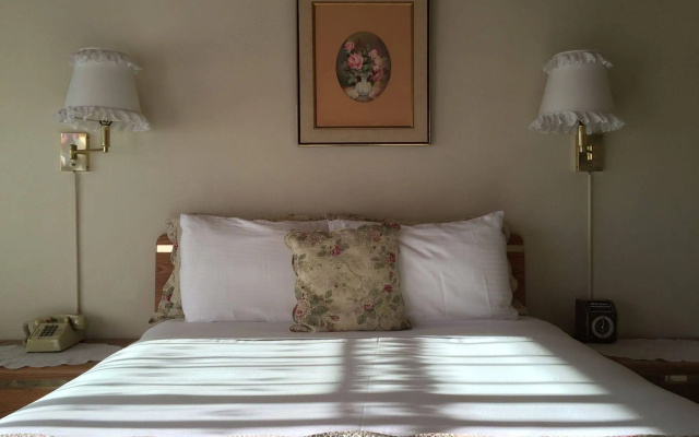 Sundown Inn