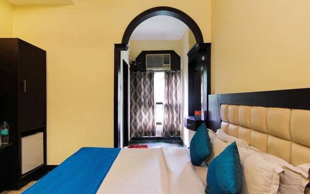 Отель Zo Rooms Karol Bagh W.E.A. комната для гостей