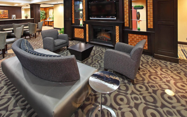 Holiday Inn Express & Suites Paris, Texas by IHG