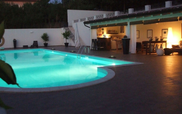 Villa Nikes