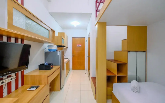 Minimalist And Homey Studio At Dave Apartment
