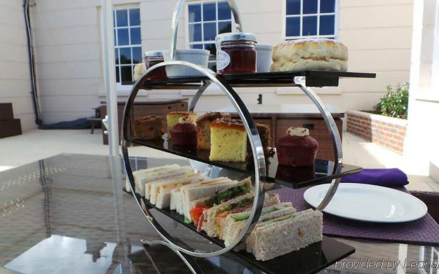 Avisford Park Hotel