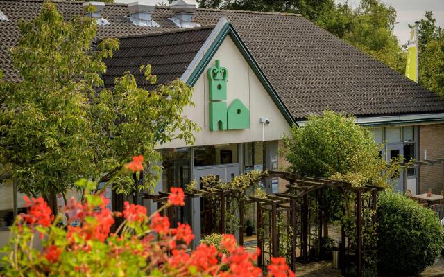 Отель Campanile Hotel Vlaardingen Нидерланды, Влардинген - отзывы, цены и фото номеров - забронировать отель Campanile Hotel Vlaardingen онлайн вид на фасад