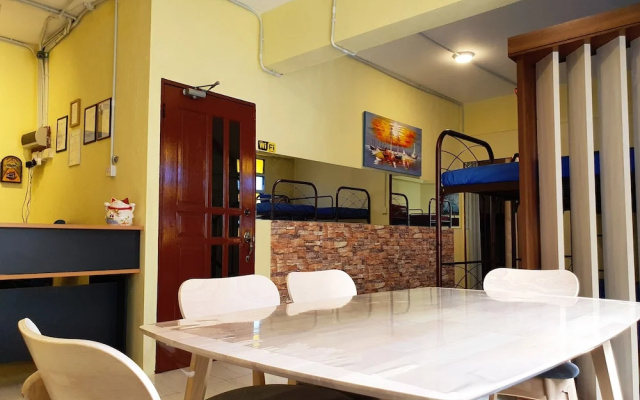 Hotel O Arriva Travellers