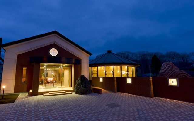 Отель Pirika Rera Hotel Япония, Томакомай - отзывы, цены и фото номеров - забронировать отель Pirika Rera Hotel онлайн вид на фасад