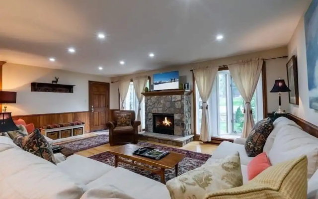 Texas Townhome Condos - 3 Minutes Walk to Gondola by RedAwning