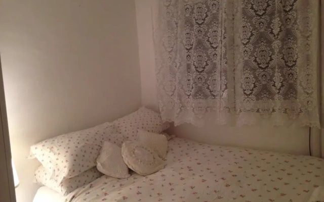 3 Bedroom House With Garden in Brixton