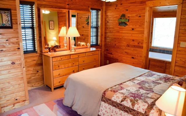HIKER'S POINT - 2 Br Cabin