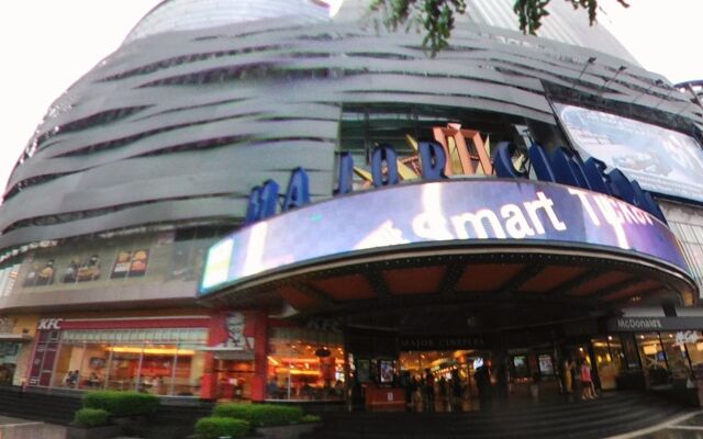 Отель S-space Hostel Chatuchak Таиланд, Бангкок - отзывы, цены и фото номеров - забронировать отель S-space Hostel Chatuchak онлайн вид на фасад