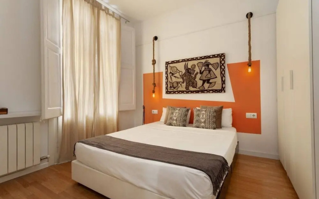 Centric 2 Bedroom Apartment With a Private Lovely Terrace