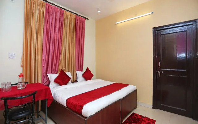 OYO 10932 Home Spacious Studio Mehragaon