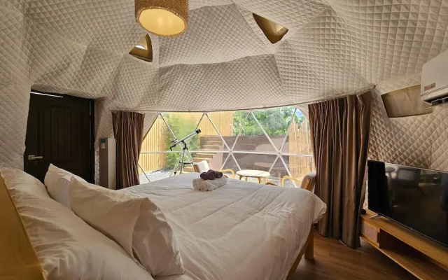 TheX10 PrivatePoolVilla & ResortKhaoYai
