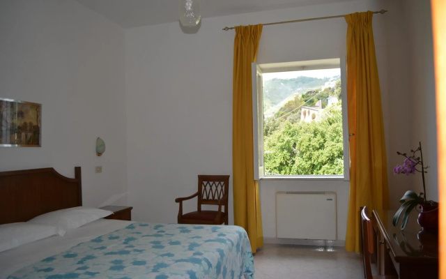 Hotel Maronti