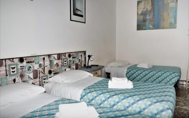 Silton's Room