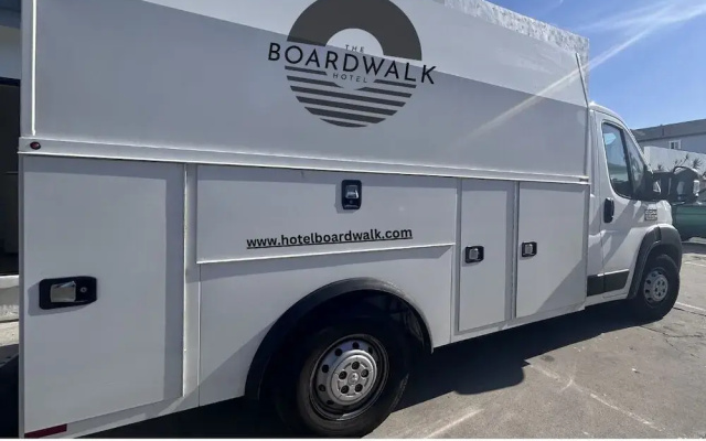 Boardwalk Hotel: Bikes, Boards & Beach Gear Included