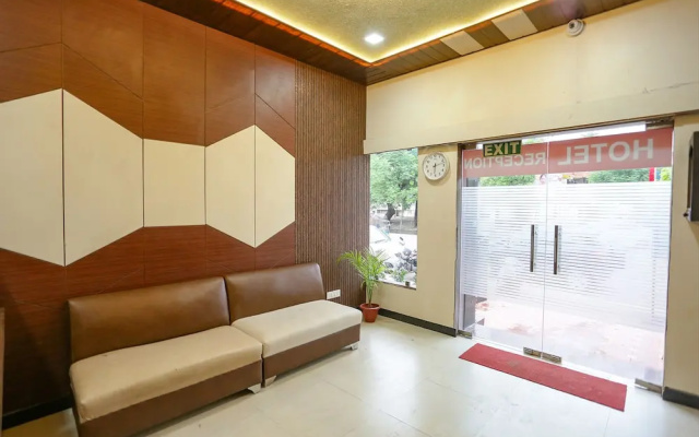 FabHotel Season Park 2