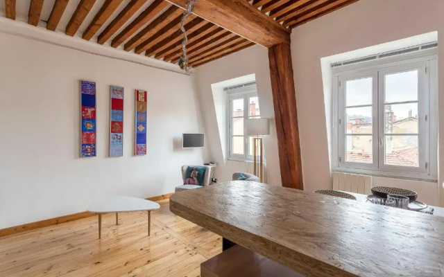 Janis - Studio vue sur les toits de Lyon - Appartement 2beapart