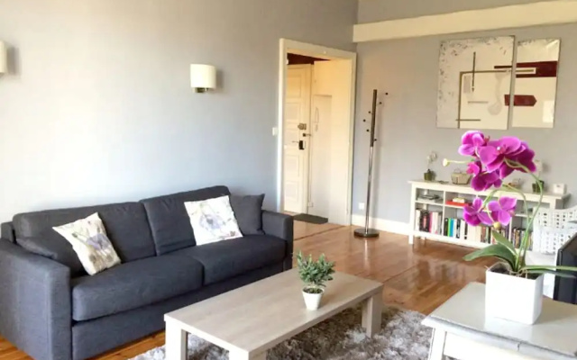 Apartment With one Bedroom in Néris-les-bains, With Wifi
