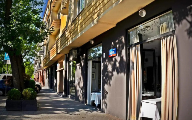 P&O Serviced Apartments FABRYCZNA