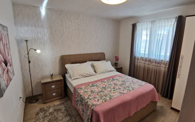 Apartments Rakuljic