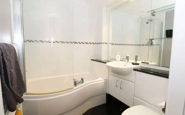 25 Saddlery Way