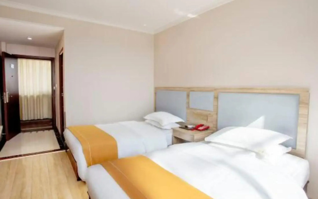 Jinding Hotel