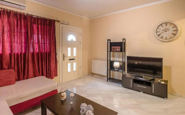 Ira Apartments