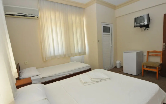 Marine Point Hotel