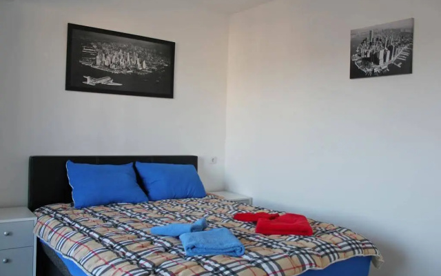Rooms 018