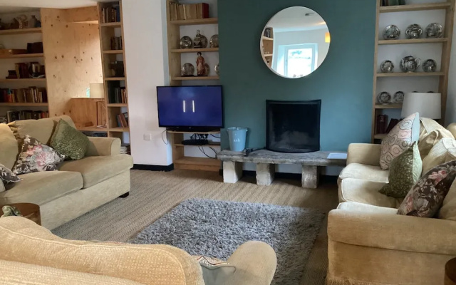 6-bed, Sleeps 16, Pets Allowed, Hot Tub