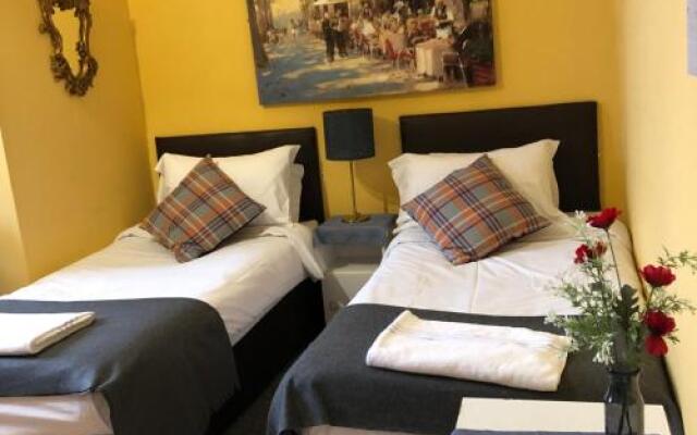 Отель Counan Guest House Великобритания, Эдинбург - отзывы, цены и фото номеров - забронировать отель Counan Guest House онлайн вид на фасад