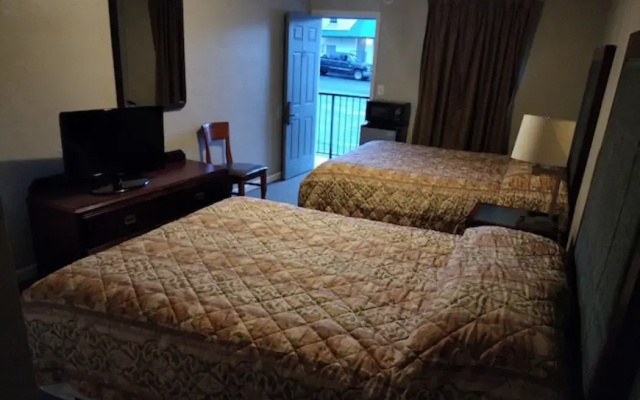 Budget Lodge by OYO Portland West