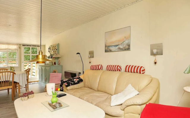 Radiant Holiday Home in Glesborg near Sea