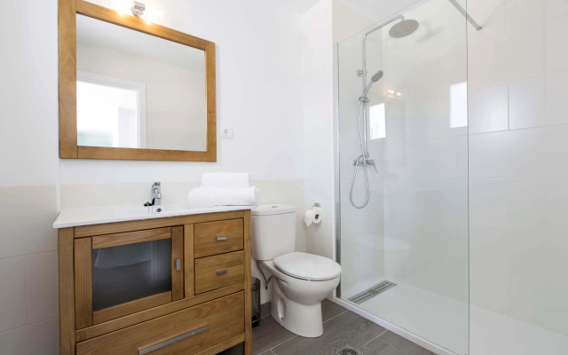 Endlss Beach & Disco Hotel Ibiza Adults Only