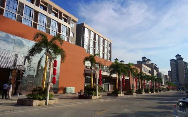 Mingjunwei Hotel