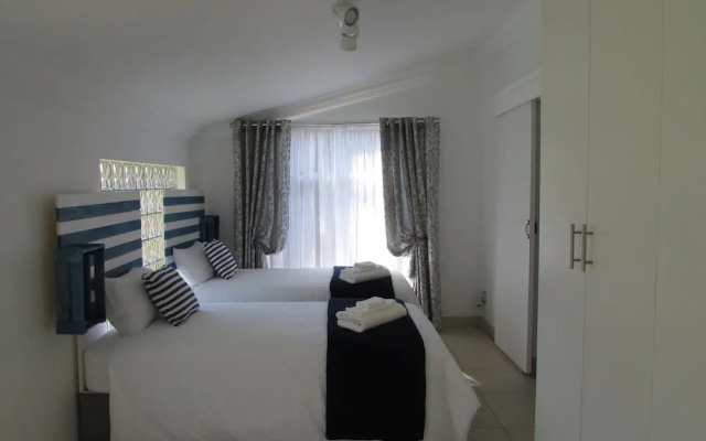 Oppiplot Guest House