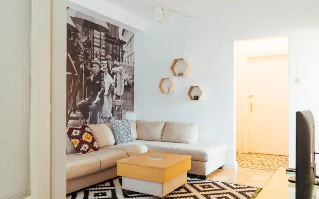 Alba Apartment on Calea Victoriei