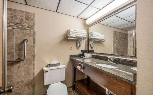 Quality Inn & Suites Newberry