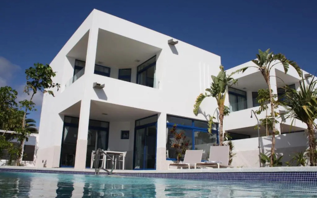 Villas de la Marina