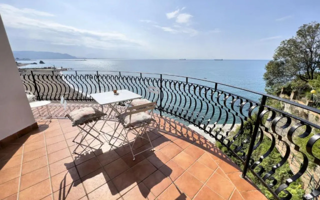 Due Relais - Panoramic Sea View Suites