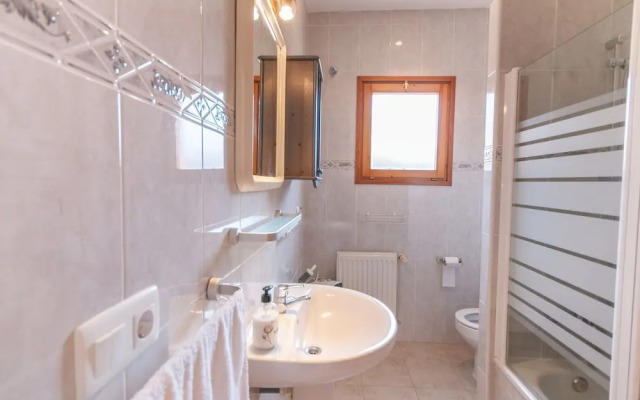 Luxurious Apartment in St Pere Pescador With Private Pool
