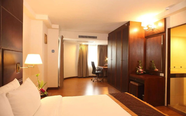 Отель Furama Chiang Mai