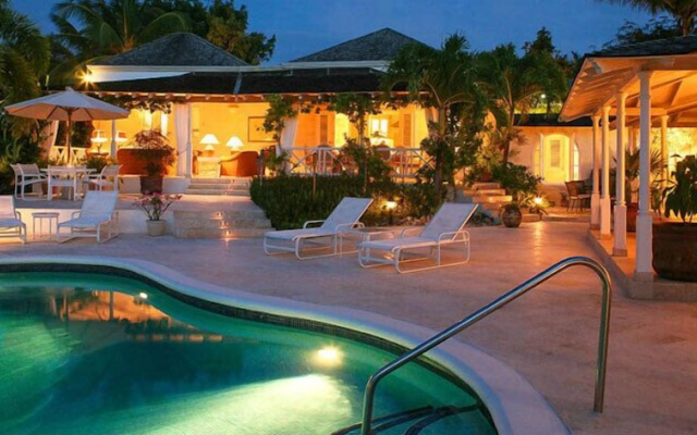 Villa Ixora