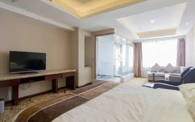Junhao International Hotel (High-speed Railway North Station  Metro Station Branch)