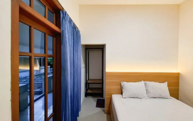 Hotel Djaya RedPartner near Alun Alun Nganjuk