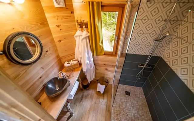 Les Cabanes Perchées du Mas del Bosc