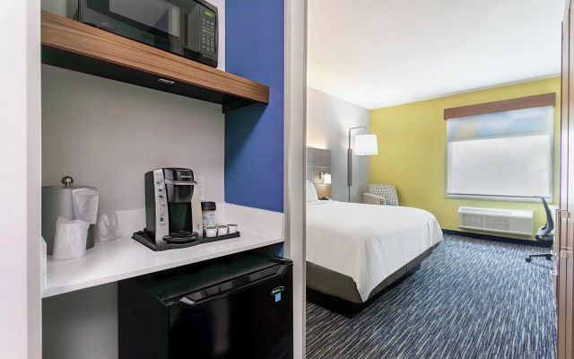 Holiday Inn Express and Suites Miramar by IHG