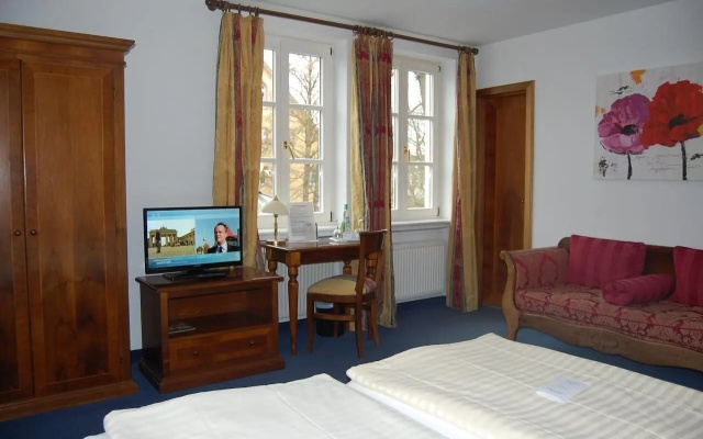 Hotel Königin Olga